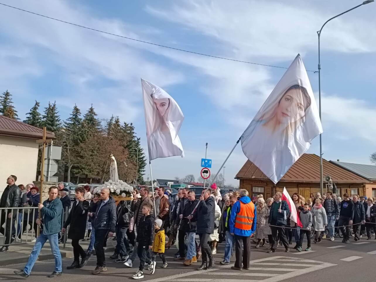 Biały Marsz przeszedł ulicami Łukowa.